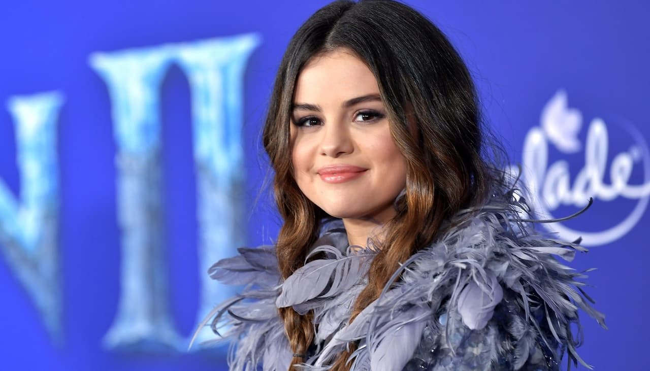 Selena Gomez y su hermanita se vistieron como reinas del hielo para la premiere de 'Frozen 2'