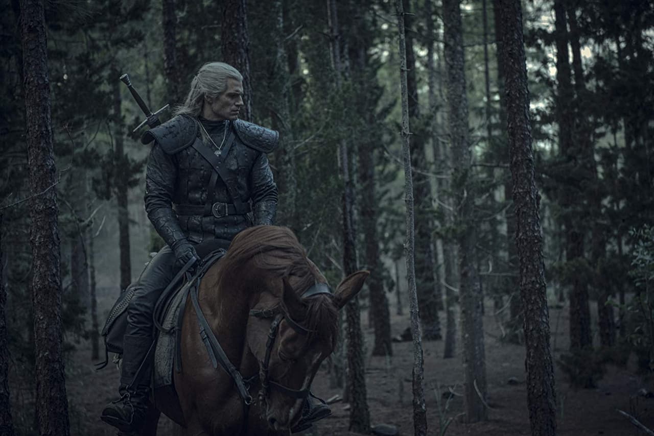 Los musculotes de Henry Cavill en ‘The Witcher’ son casi tan gloriosos como los memes