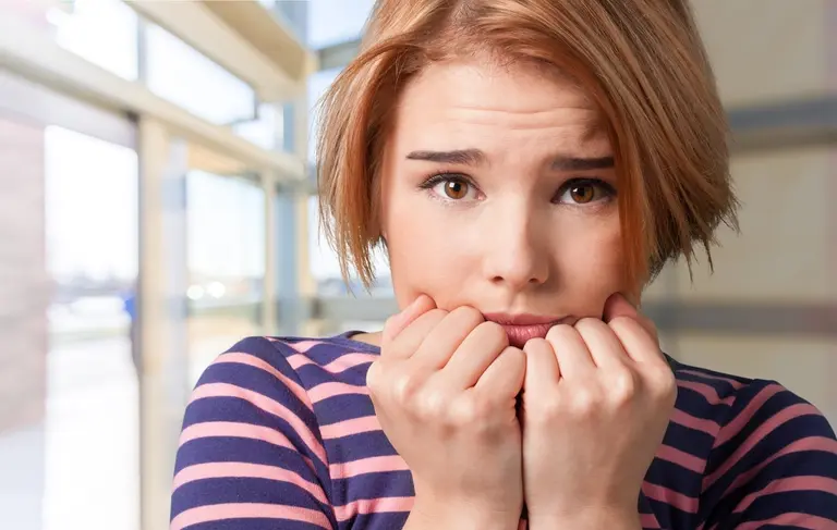 ¿La incertidumbre te pone mal? La respuesta puede estar en tu cerebro |  Estilo de Vida Bienestar | Univision