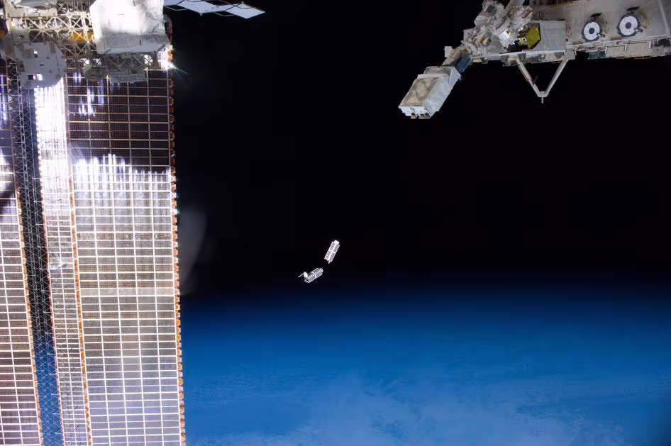 Te sorprenderá saber la cantidad de basura espacial que cae del cielo ...