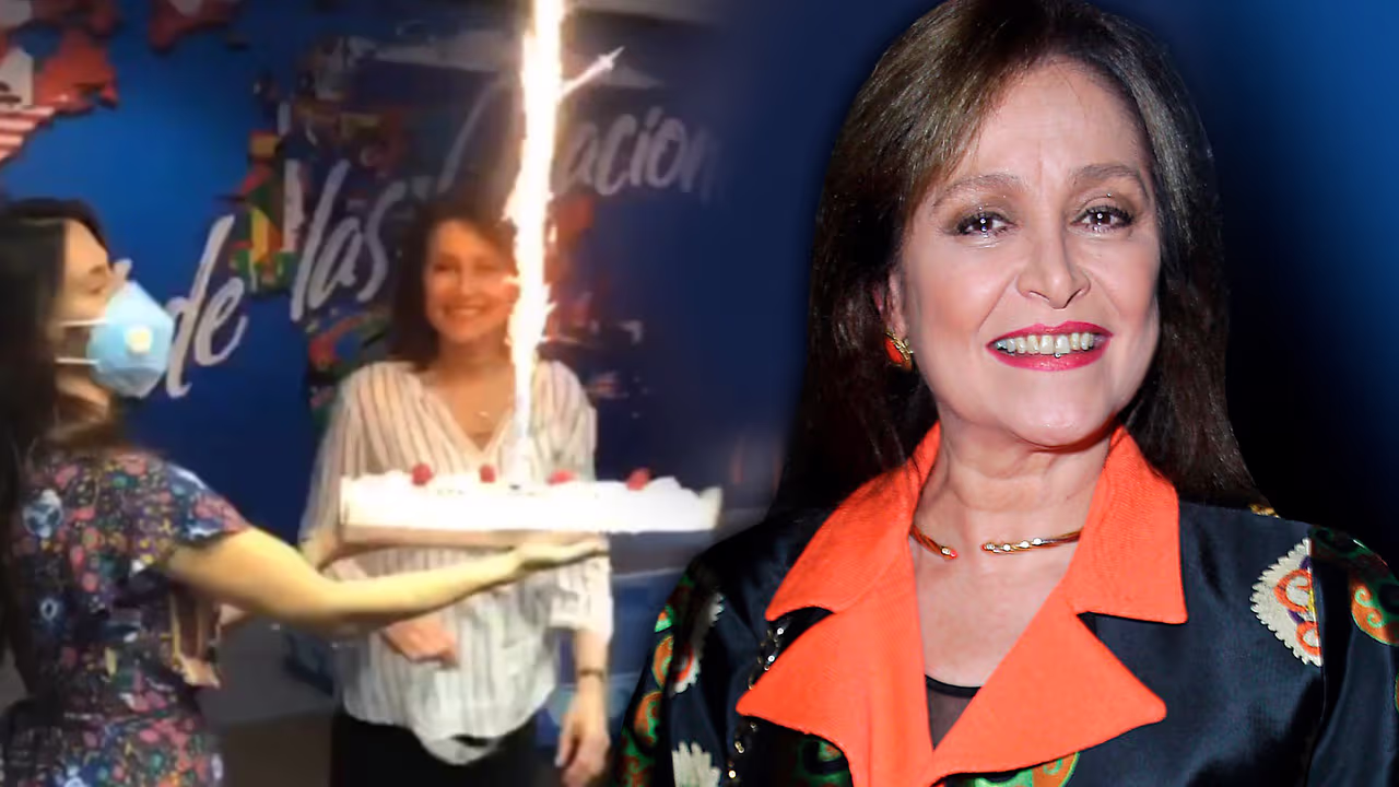 Daniela Romo no sopla, pero silba: la cantante y actriz mexicana cumple ...