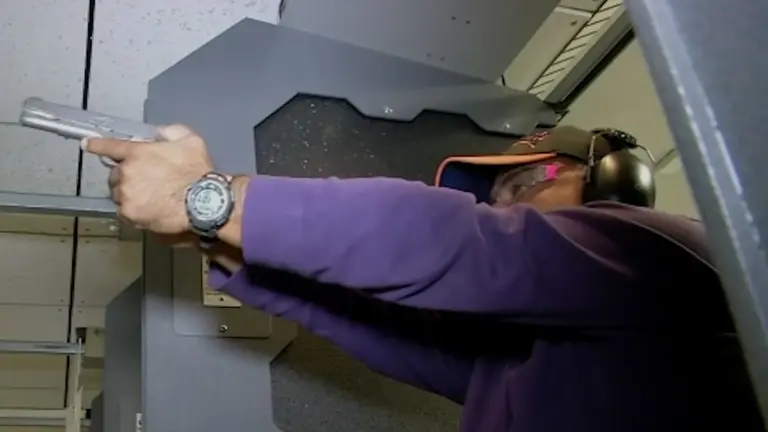 Desde kinder: Proyecto de ley haría que los estudiantes tomen clases de seguridad con armas de fuego – Univision