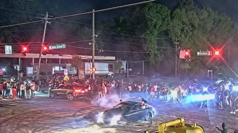 Arrestan a 18 personas tras operativo contra carreras callejeras en ...