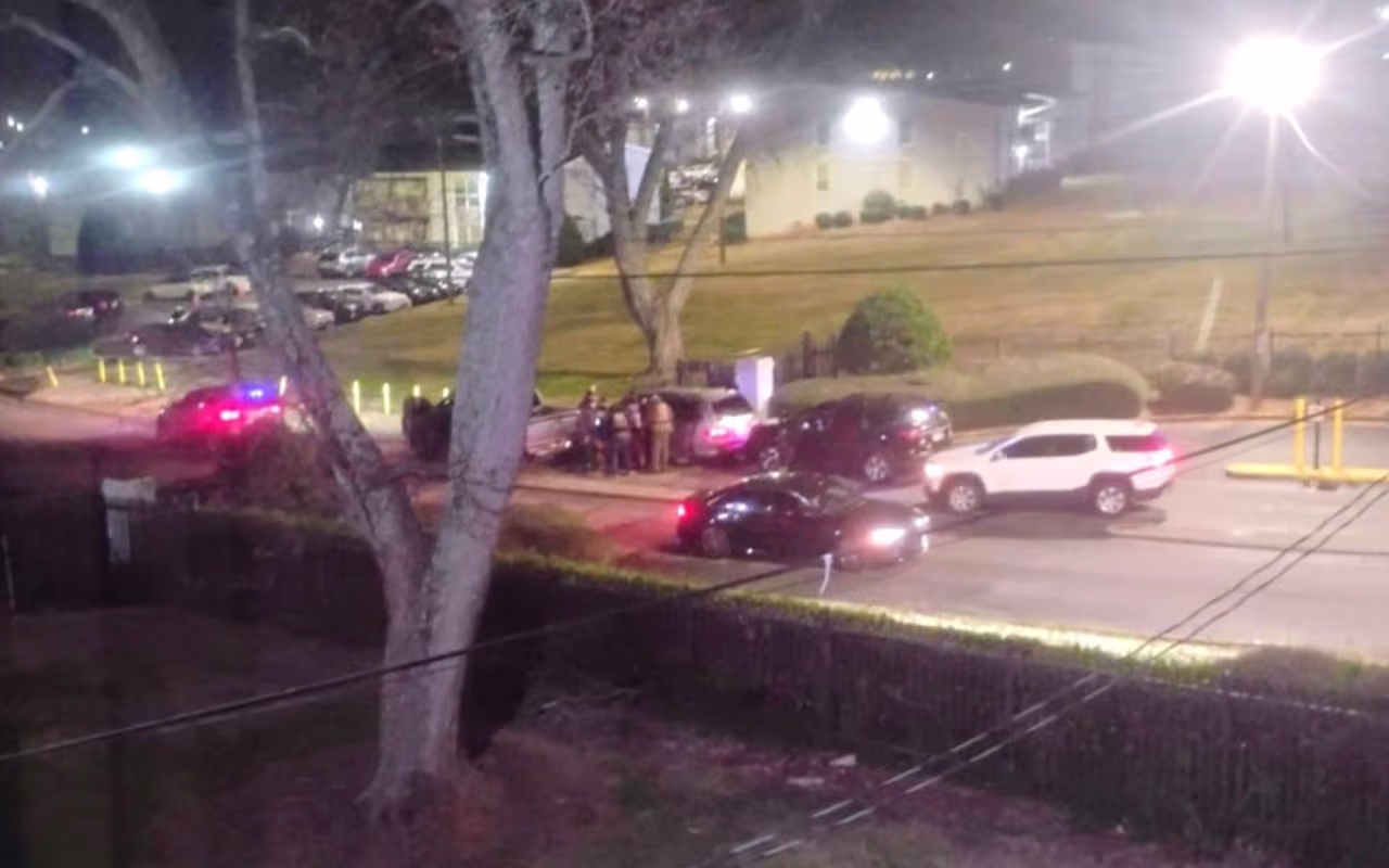 Decatur, Georgia: Federal Agents Reportedly Detain Residents