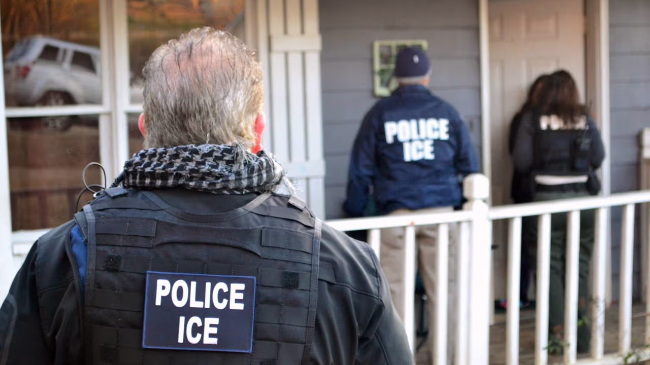 Redadas en Chicago: te decimos tus derechos si ICE llega hasta tu casa ...