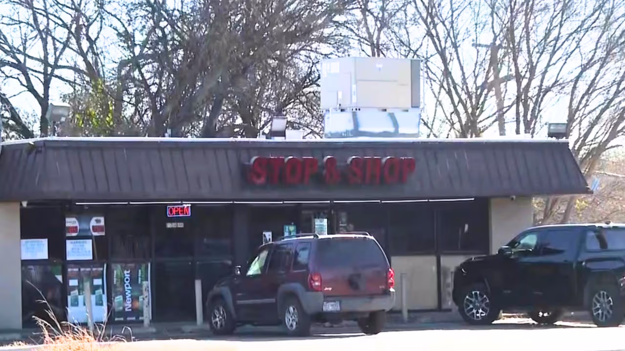 Un agent de sécurité tire et tue une femme lors d’une altercation dans un magasin de Fort Worth | Univision 23 Dallas Fort. Vaut KUVN
