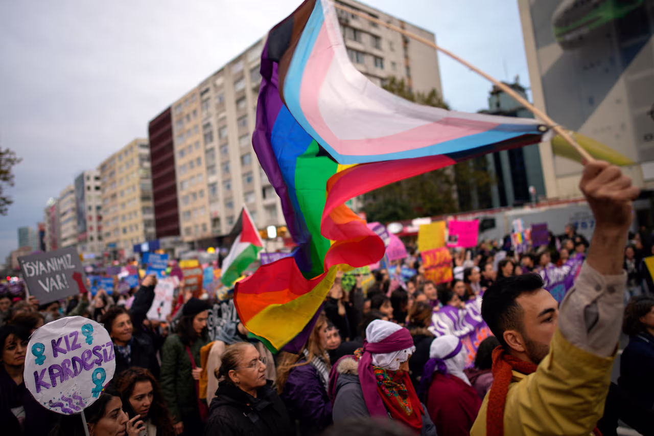 Comunidad LGBT en Dallas: Estas organizaciones dan servicios de salud ...