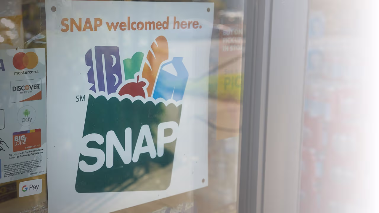 El cierre federal amenaza los pagos de SNAP en el norte de Texas ...