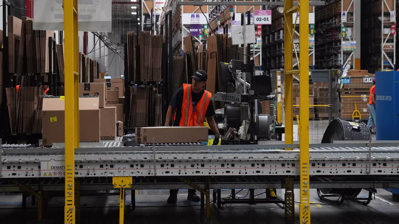 Amazon contratará a más de 6,000 trabajadores en el área metropolitana de Houston por temporada navideña