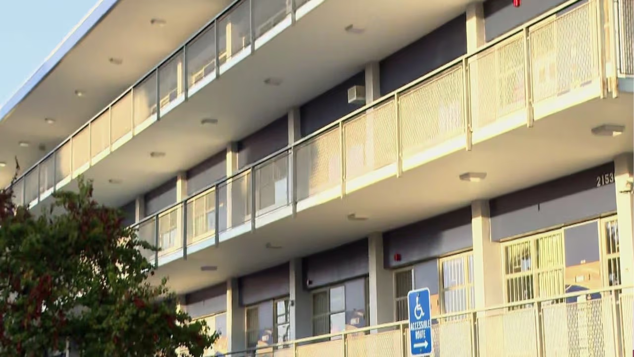 Student Dies After Falling From Building at Benjamin Franklin High School in LA - News Directory 3