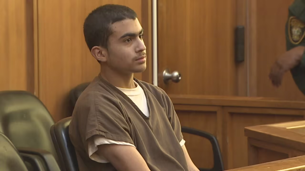 Derek Rosa en corte: se espera que el menor acusado de asesinar a su ...