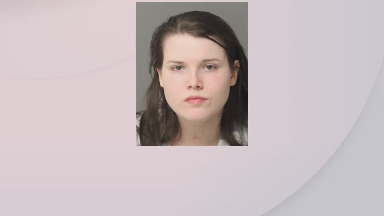 Mujer es acusada de apuñalar a su novio hasta causarle la muerte en ...
