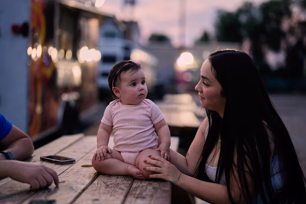Venezuelan Migrants Seek New Destinations Including Utah Over Florida