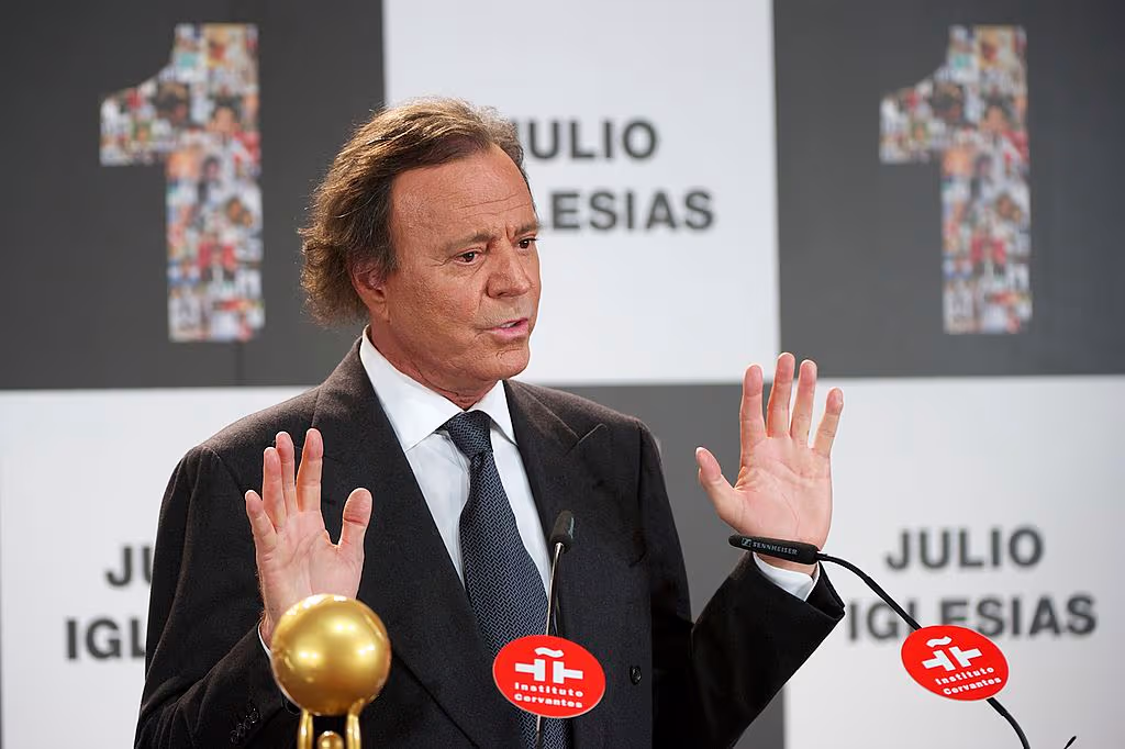 Julio Iglesias Investigation by elDiario.es and Univision Noticias Finalist in Online Journalism Awards