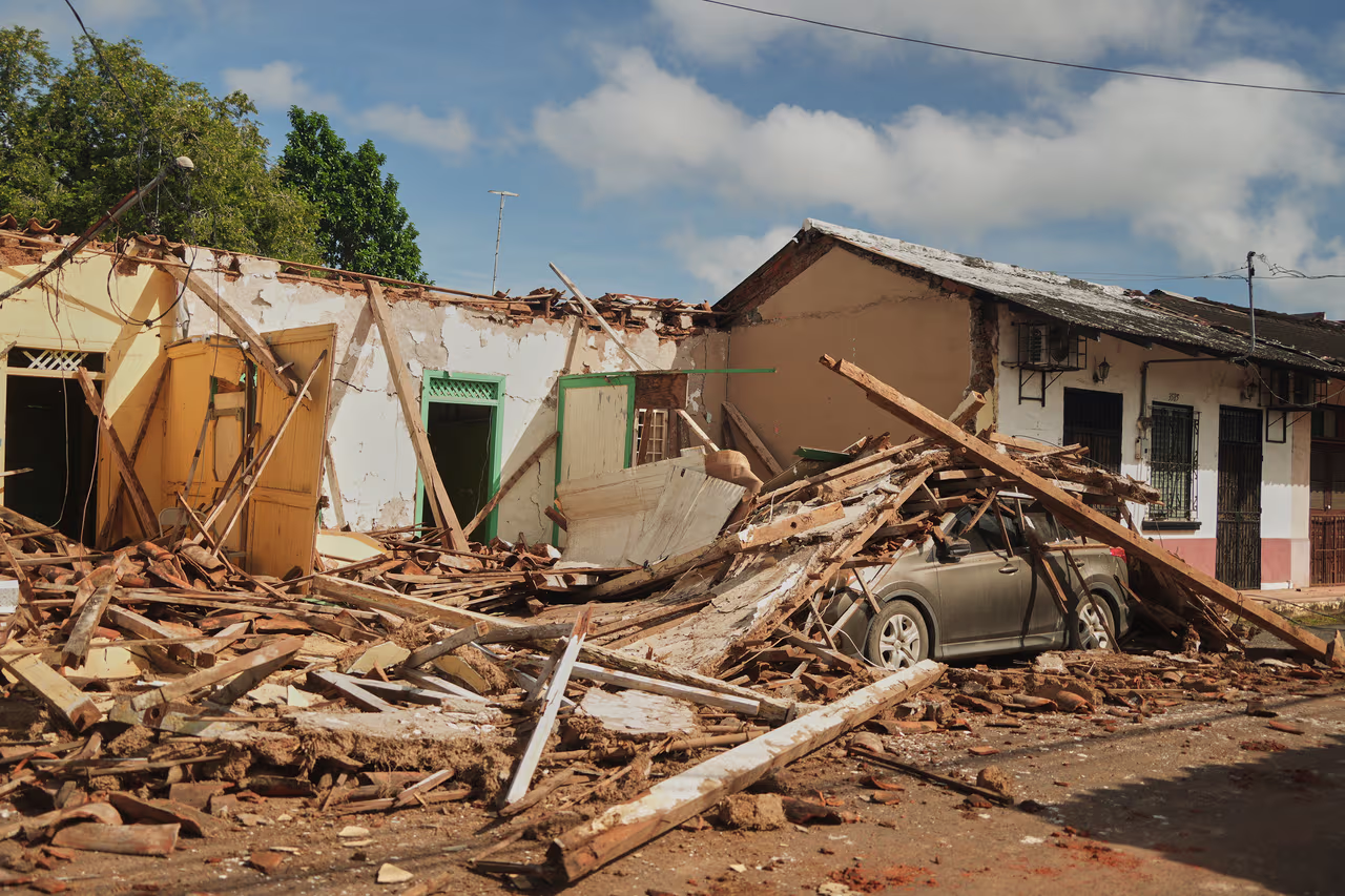 Panamá intensifica envío de ayuda a regiones afectadas por el terremoto