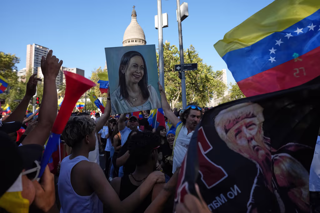 Pourquoi Trump exclut un gouvernement de María Corina Machado au Venezuela après la capture de Maduro | Univision Nouvelles Amérique Latine