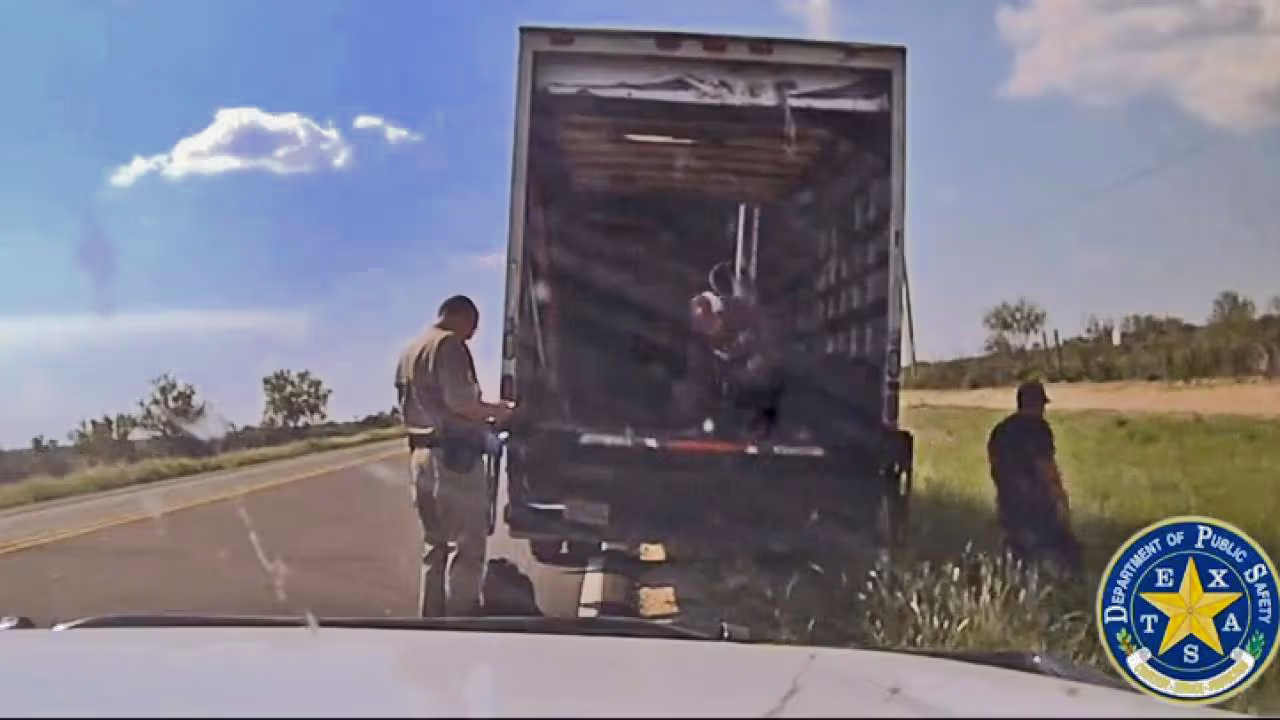 Arrestan a un chofer que transportaba 10 inmigrantes en la caja de un ...
