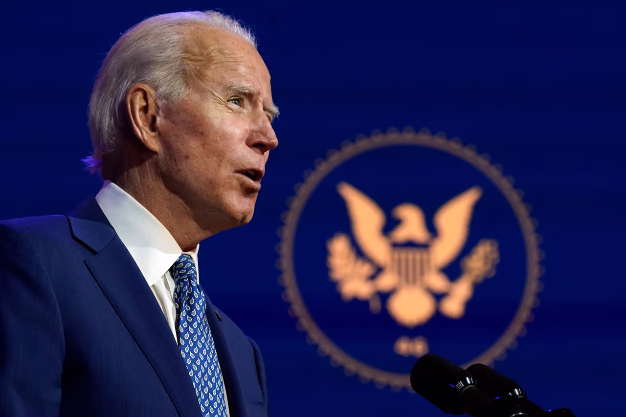 Image accompanying CNN se retractó en su proyección de que Biden ganó Arizona