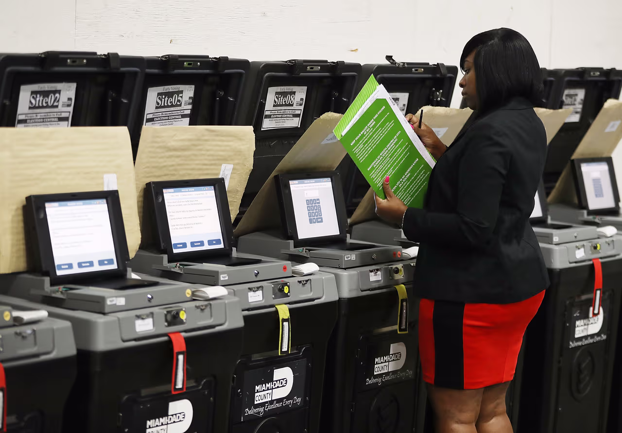 Image accompanying El sistema electoral Dominion eliminó 2.7 millones de votos de Trump