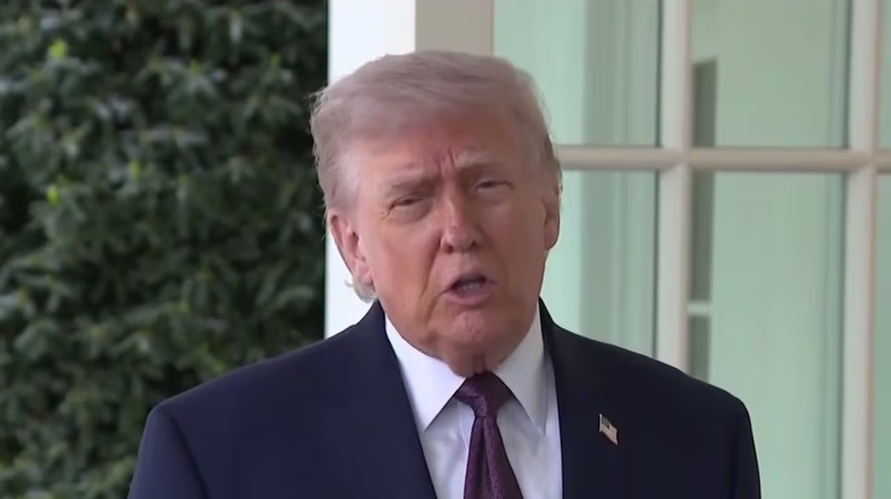 Donald Trump asegura que funcionarios de Irán llamaron a la Casa Blanca ...