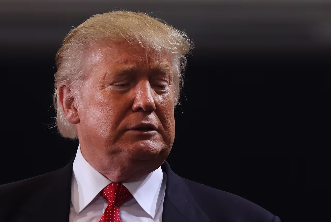 Donald Trump cae 35 puestos en la lista de los más ricos del país de ...
