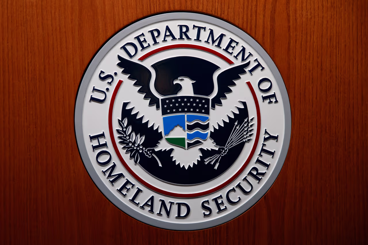 IRS compartió por error datos de miles de contribuyentes con el DHS ...