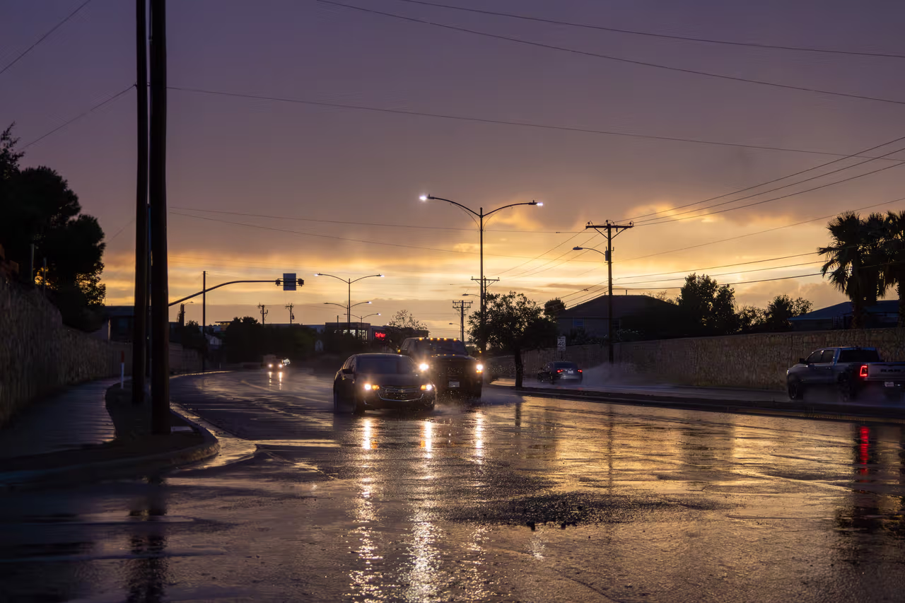 The storm Arthur, the first of the season in the Atlantic, advances on land very close to Galveston, Texas