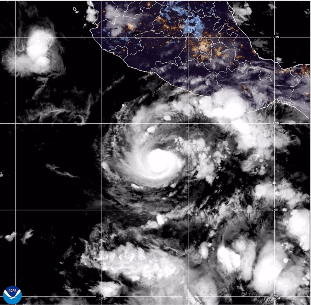 Trudy se fortalece en el Pacífico; mientras se acerca a la costa de México, se espera una tormenta de gran magnitud