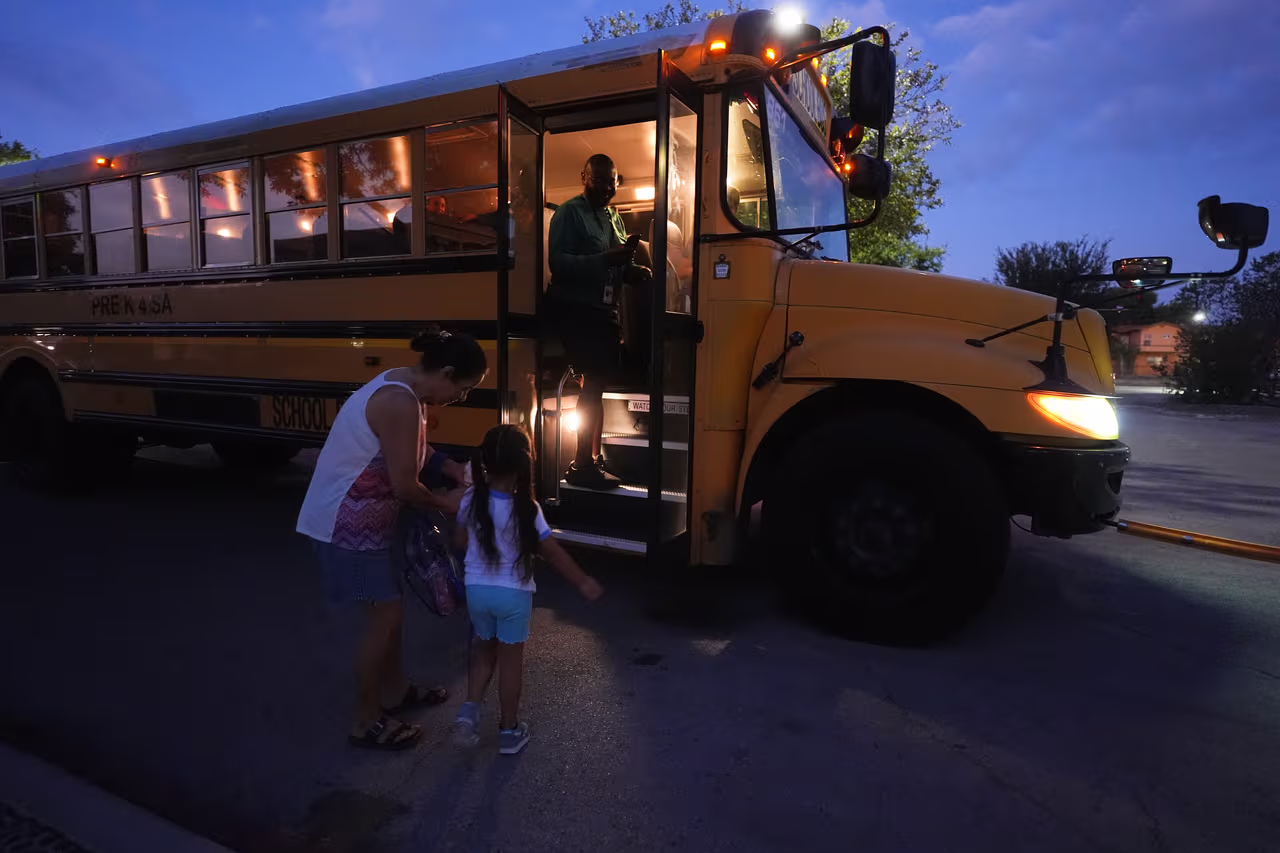 San Antonio Substitute Teacher Suspended After Immigration Threat