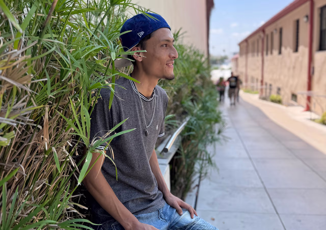 US Citizen Wrongfully Deported to Mexico Returns to Fight for Justice - News Directory 3