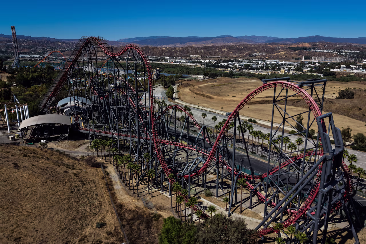 Six Flags Magic Mountain retira la montaña rusa X2 en medio de demandas por lesiones cerebrales