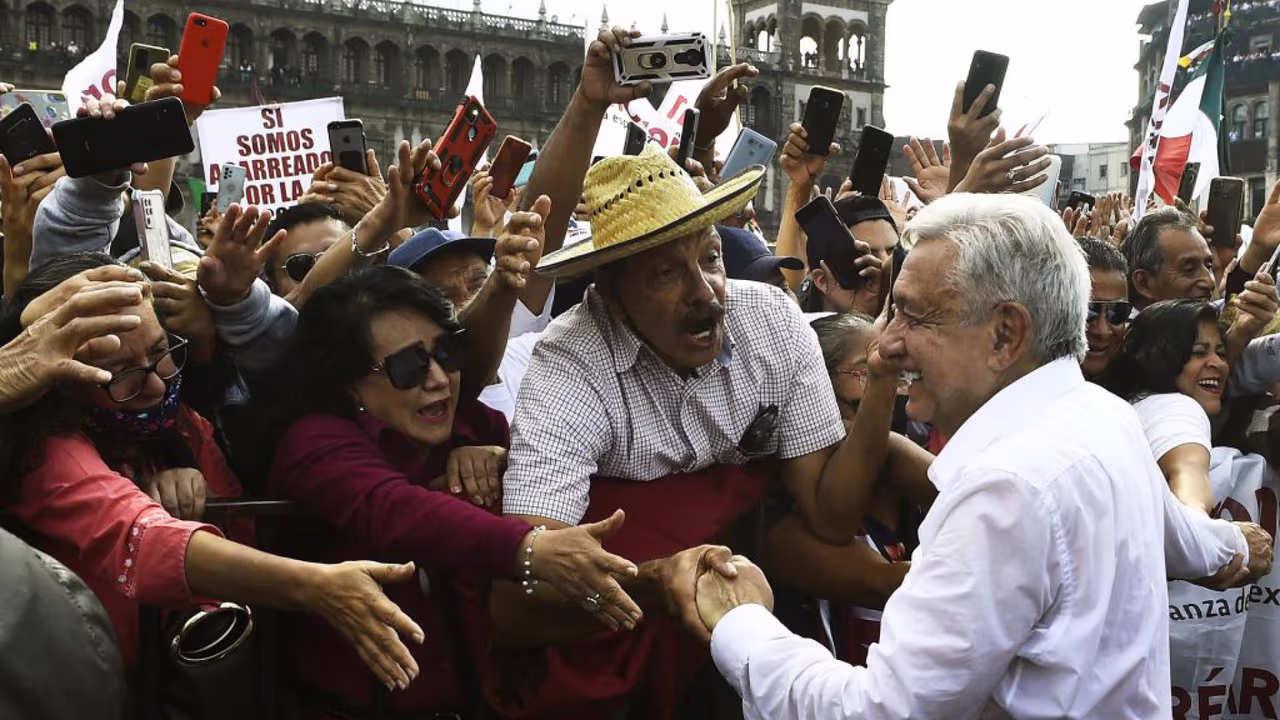 Un experto explica si la marcha de apoyo a AMLO es un indicativo de una ...