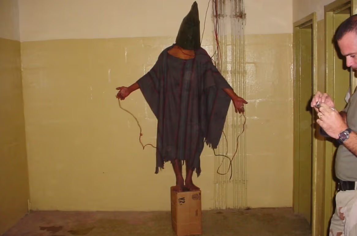 A 22 años del escándalo de Abu Ghraib: las imágenes de tortura que mancharon a EE.UU.
