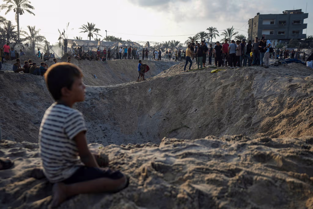 Ataque de Israel con misiles contra una zona humanitaria en Gaza deja ...