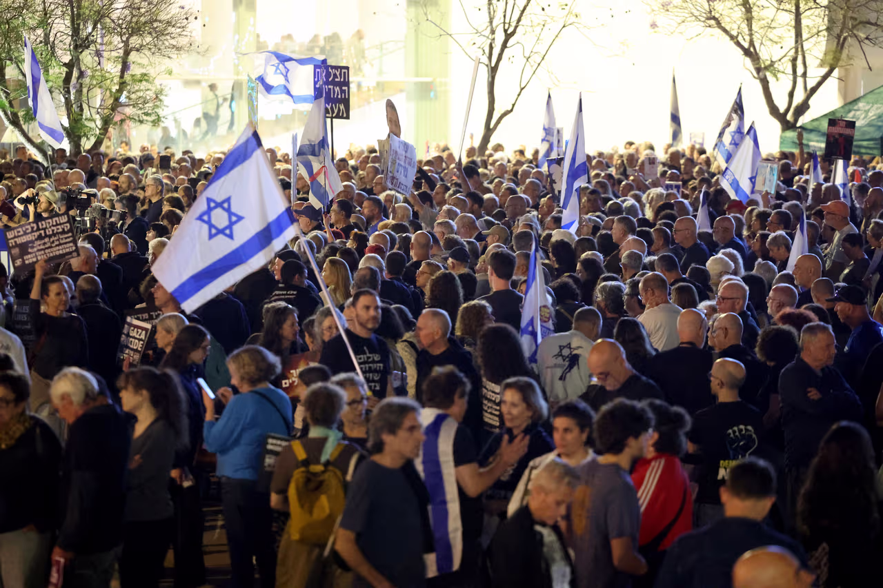 Miles protestan en Tel Aviv contra Benjamin Netanyahu en medio de ...