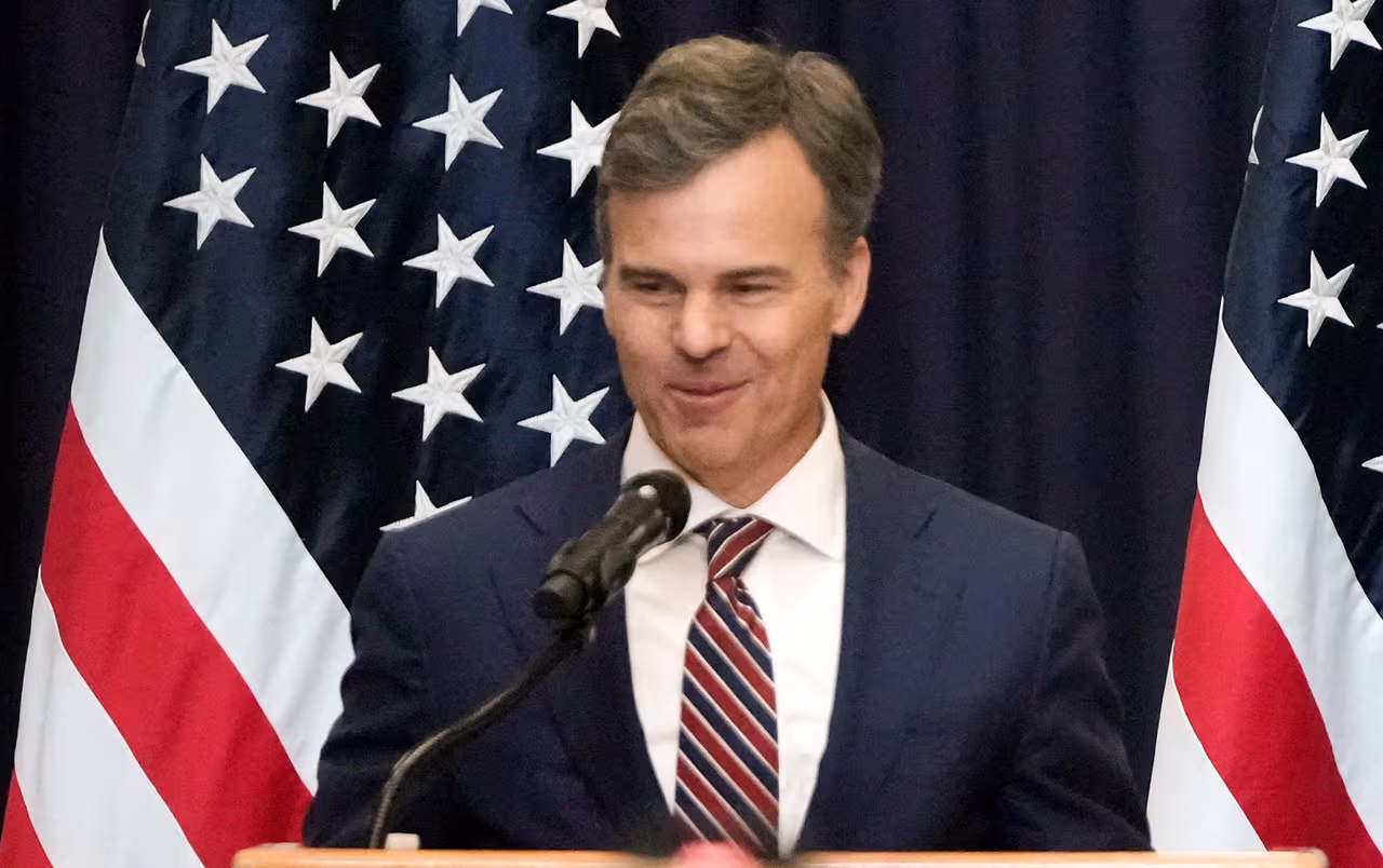 ¿Quién es John Barrett, el nuevo encargado de negocios de EEUU en ...