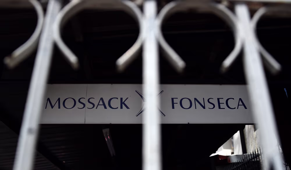 Papeles de Panamá: la firma de abogados Mossack Fonseca cierra todas ...