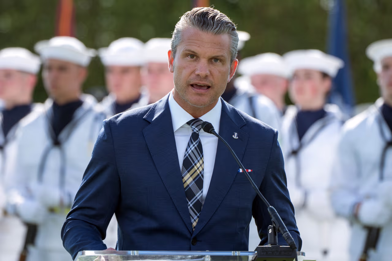 Pete Hegseth anuncia plan de ciberseguridad para las elecciones en EEUU