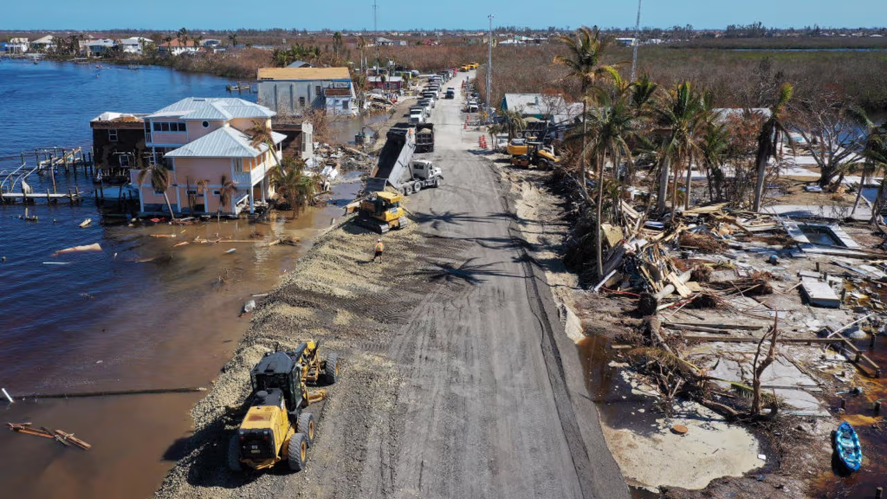 Habitantes de Matlacha regresan a sus viviendas para evaluar los daños ...