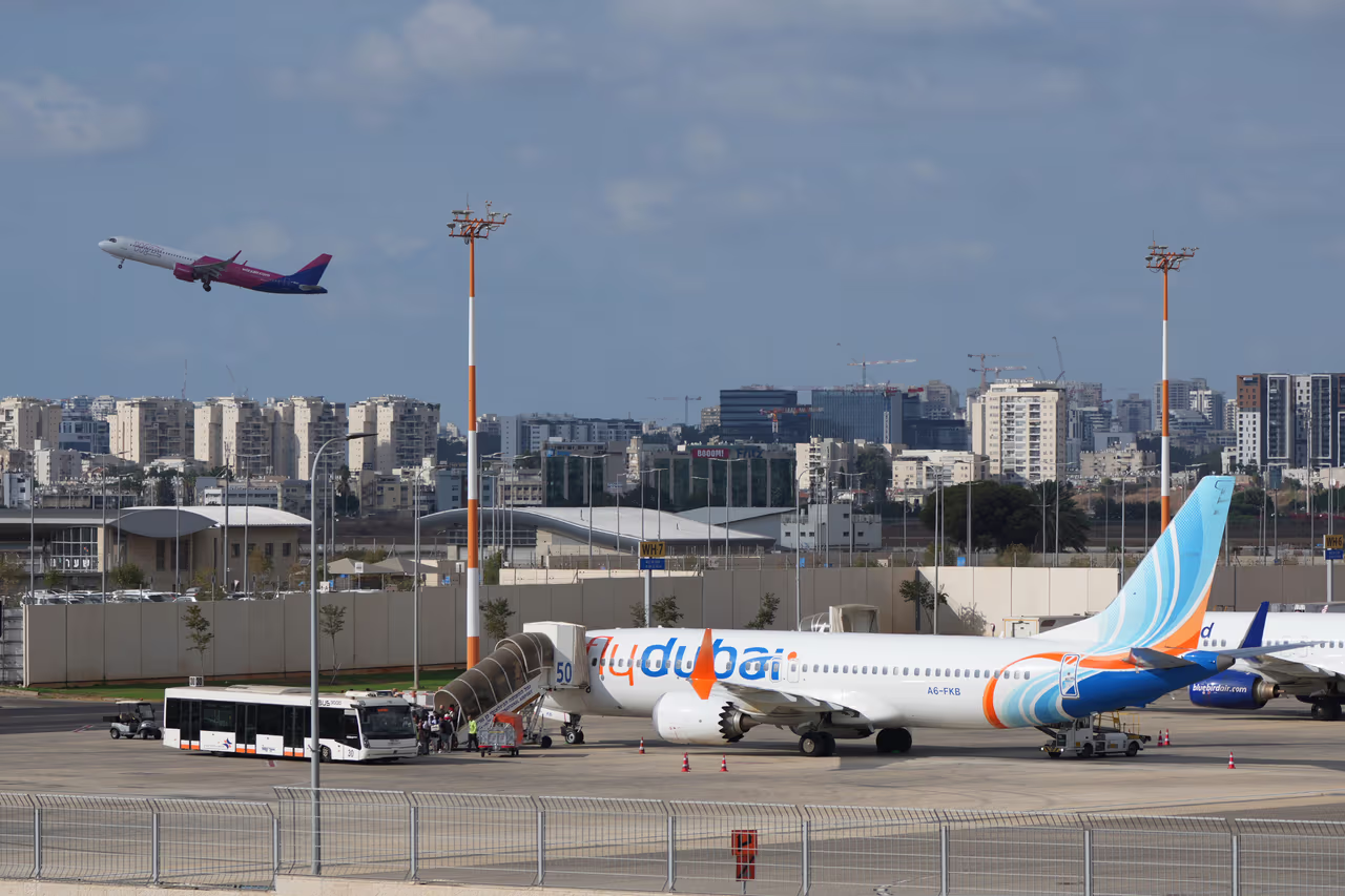 ¿Quiénes son los hombres misteriosos que intervinieron para evitar que el avión de FlyDubai se estrellara?