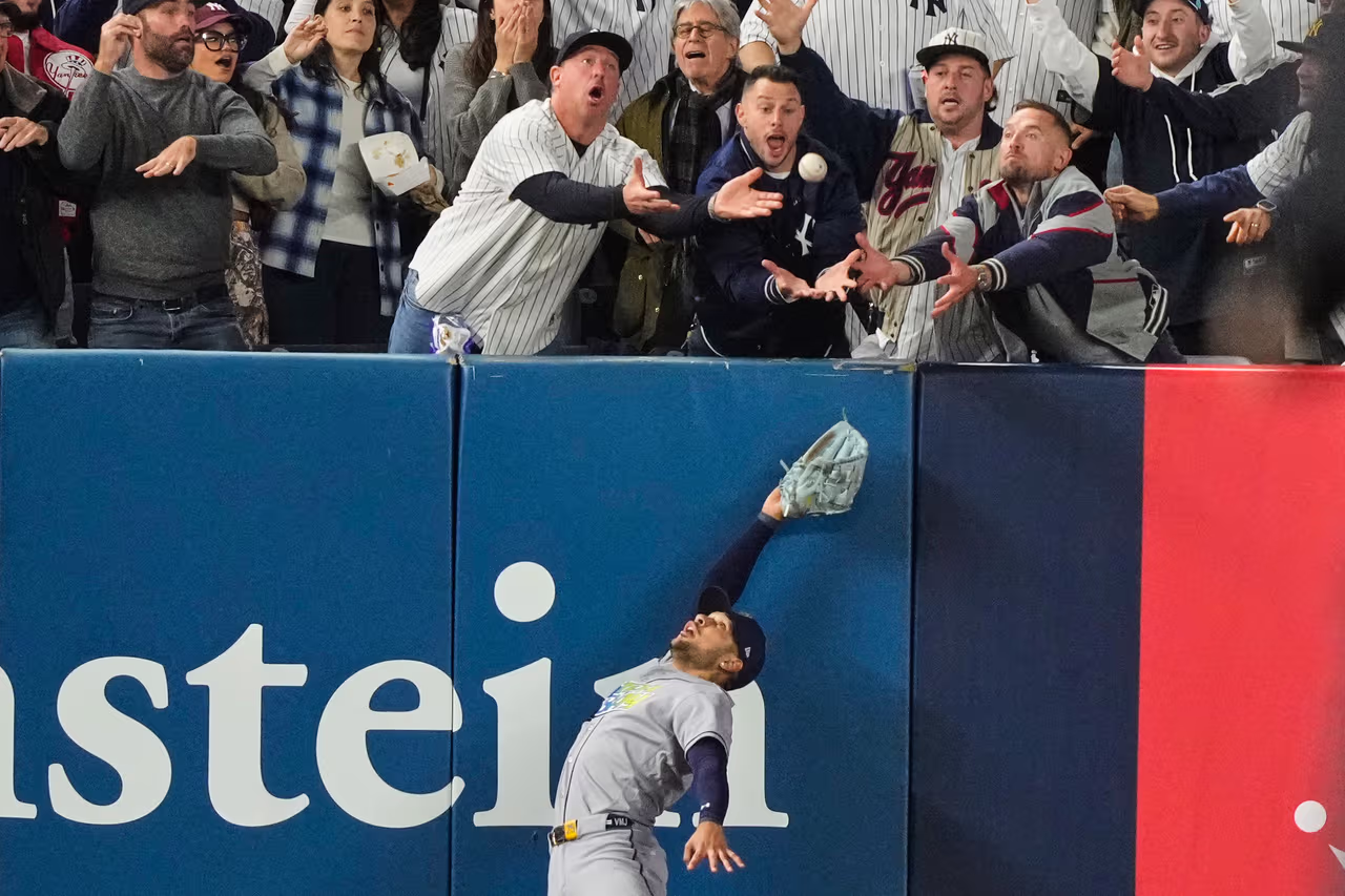 Un fan atrapó una pelota y, ¿cambió el destino de los Yankees?