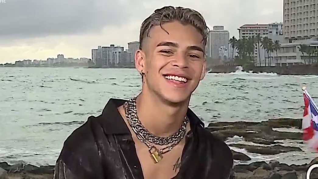Robi habla de su primera vez en Premios Juventud y el deseo de llevarse ...