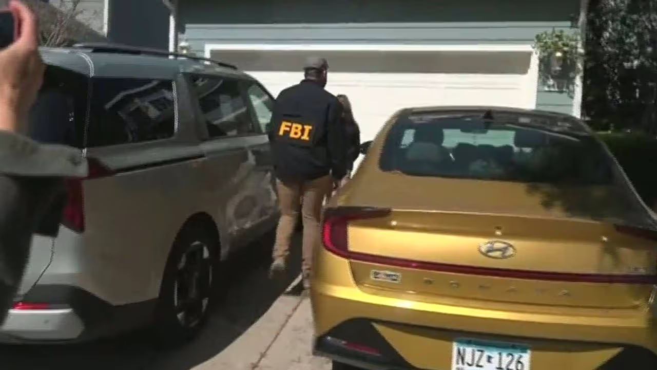 FBI busca evidencia en la casa de Cole Thomas Allen tras el atentado en ...