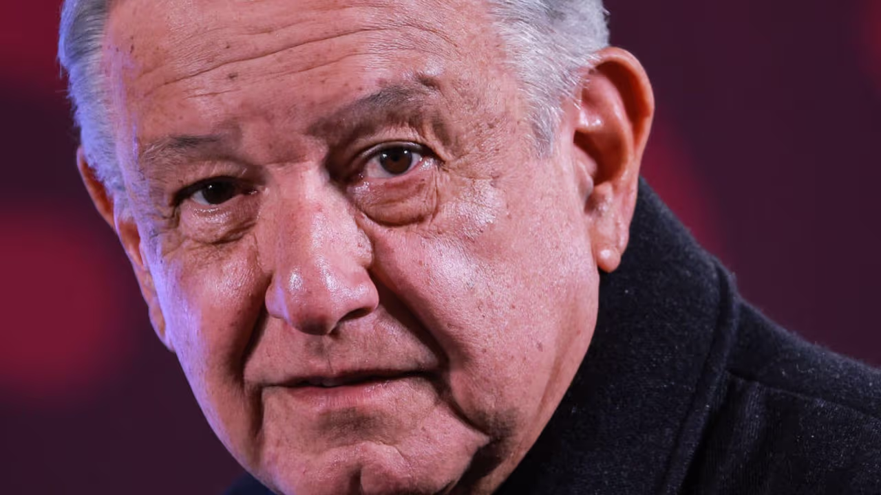 AMLO termina su mandato como presidente de México con un 70% de ...