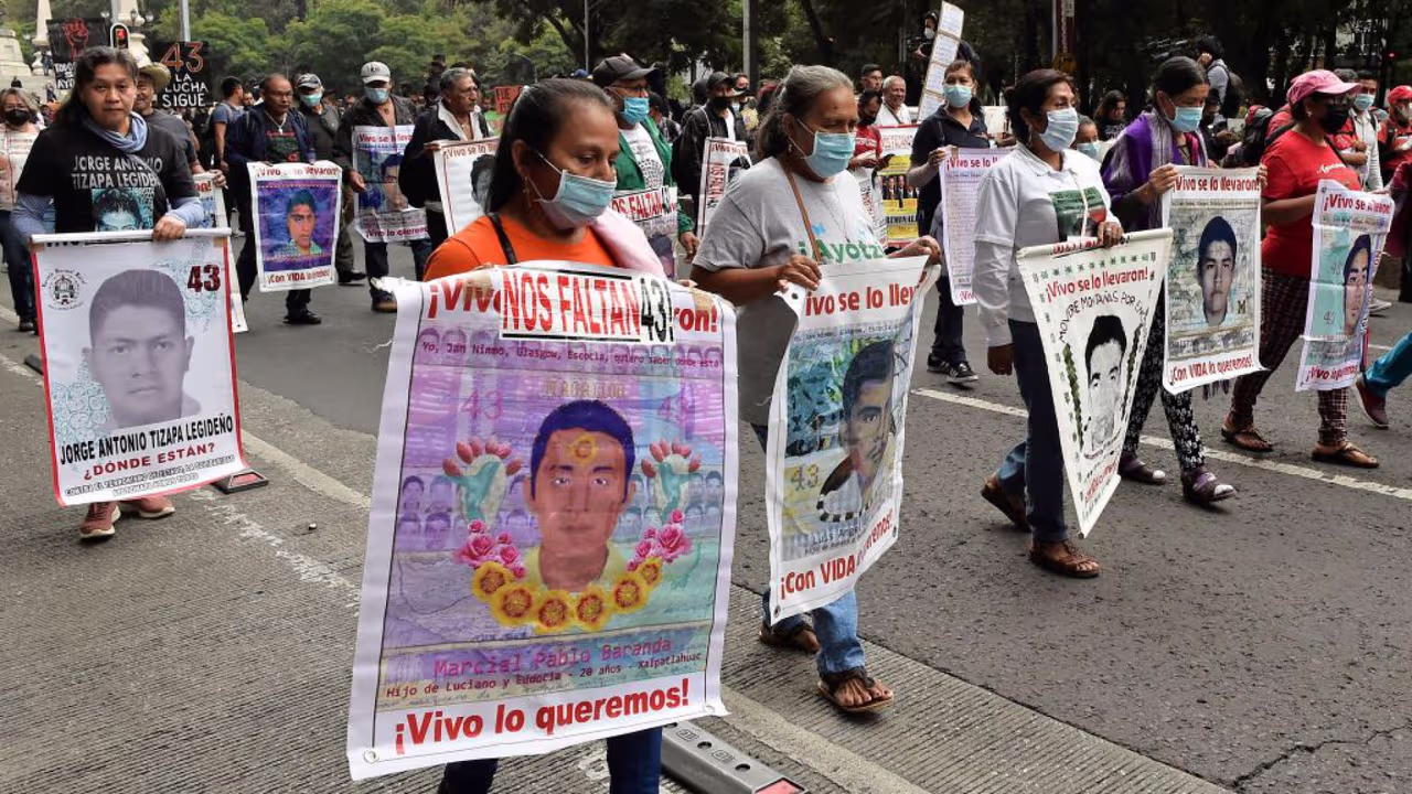 Caso Ayotzinapa: un coronel del Ejército ordenó matar a seis de los ...