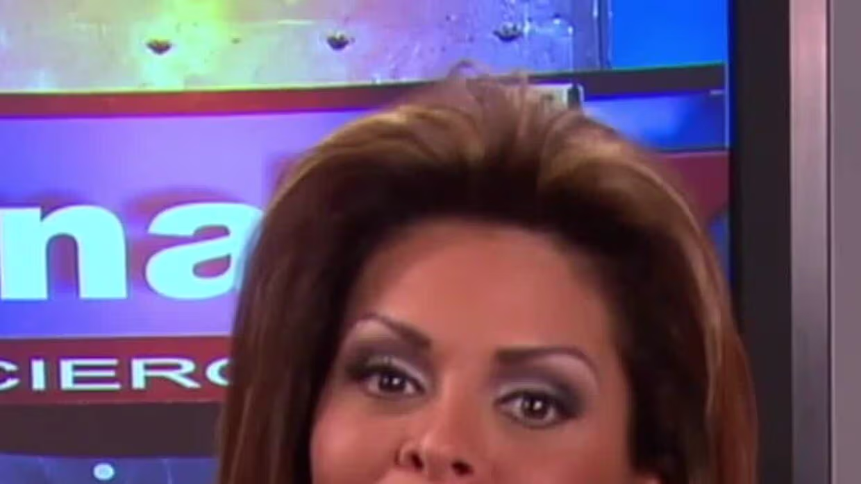 Mara Patricia Castañeda pone en su lugar a Fernando | UNIMÁS | Univision