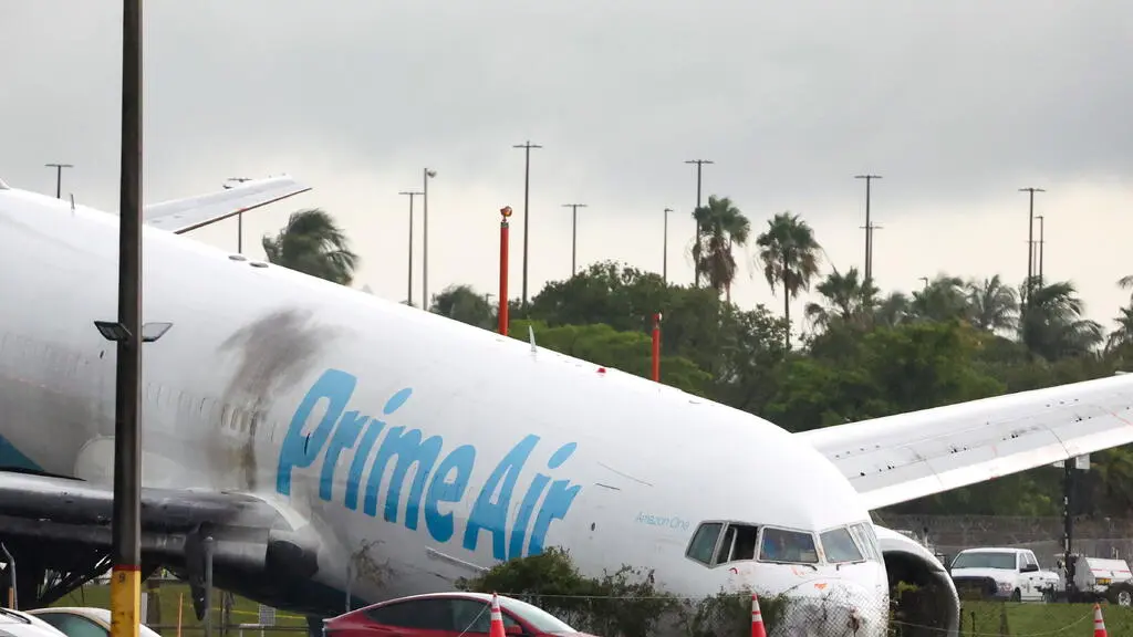 Sobreviviente latino demanda a Amazon por accidente aéreo en Miami que dejó cinco muertos
