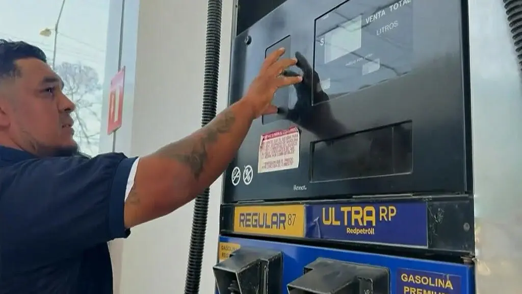 Gasolina sube a $4.48 por galón ¿Impactará en la intención de voto para las elecciones?