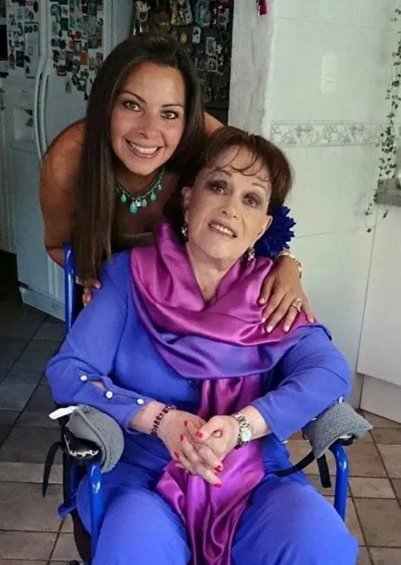 Murió Lucha Villa? Hija de la cantante responde | Univision Famosos | Univision